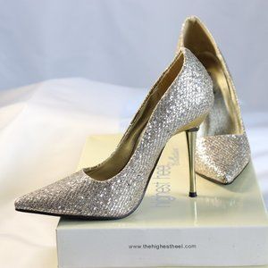 Gold high heel pumps Size 5